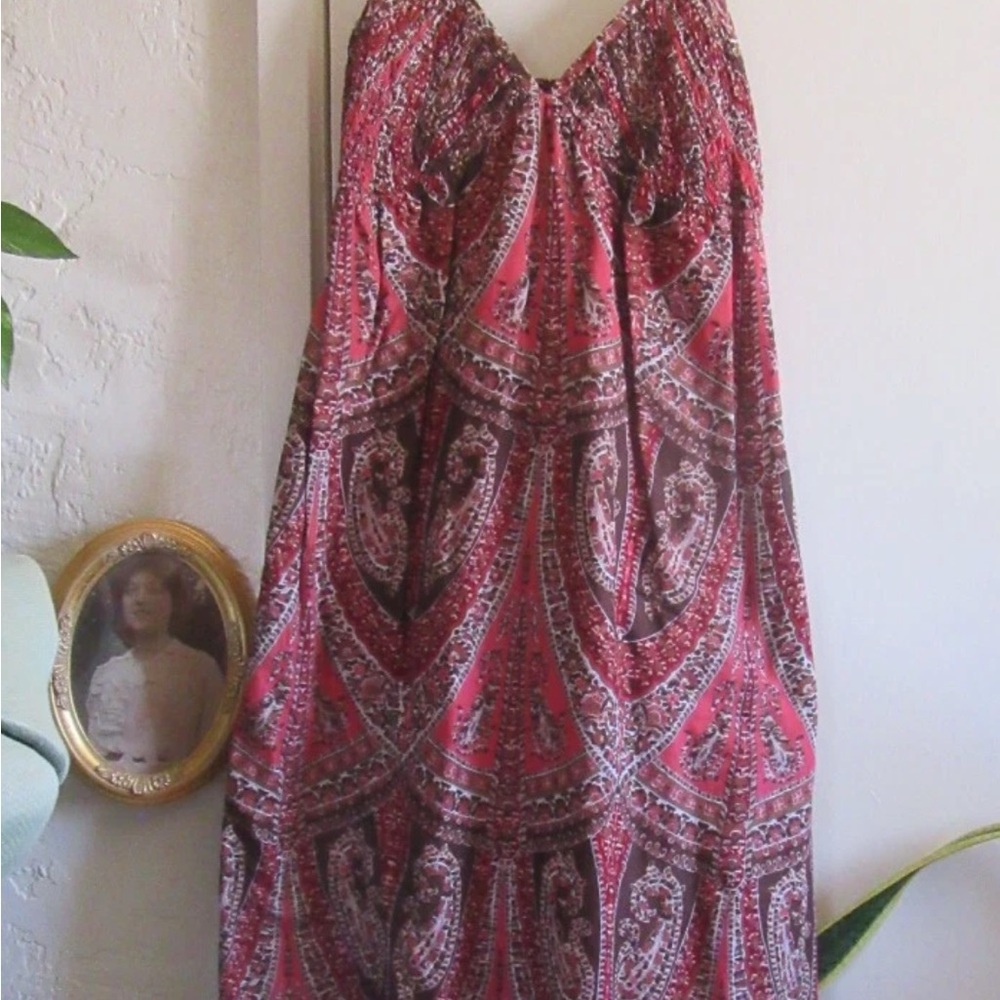 ISO GAP Red Paisley Bohemian Sundress